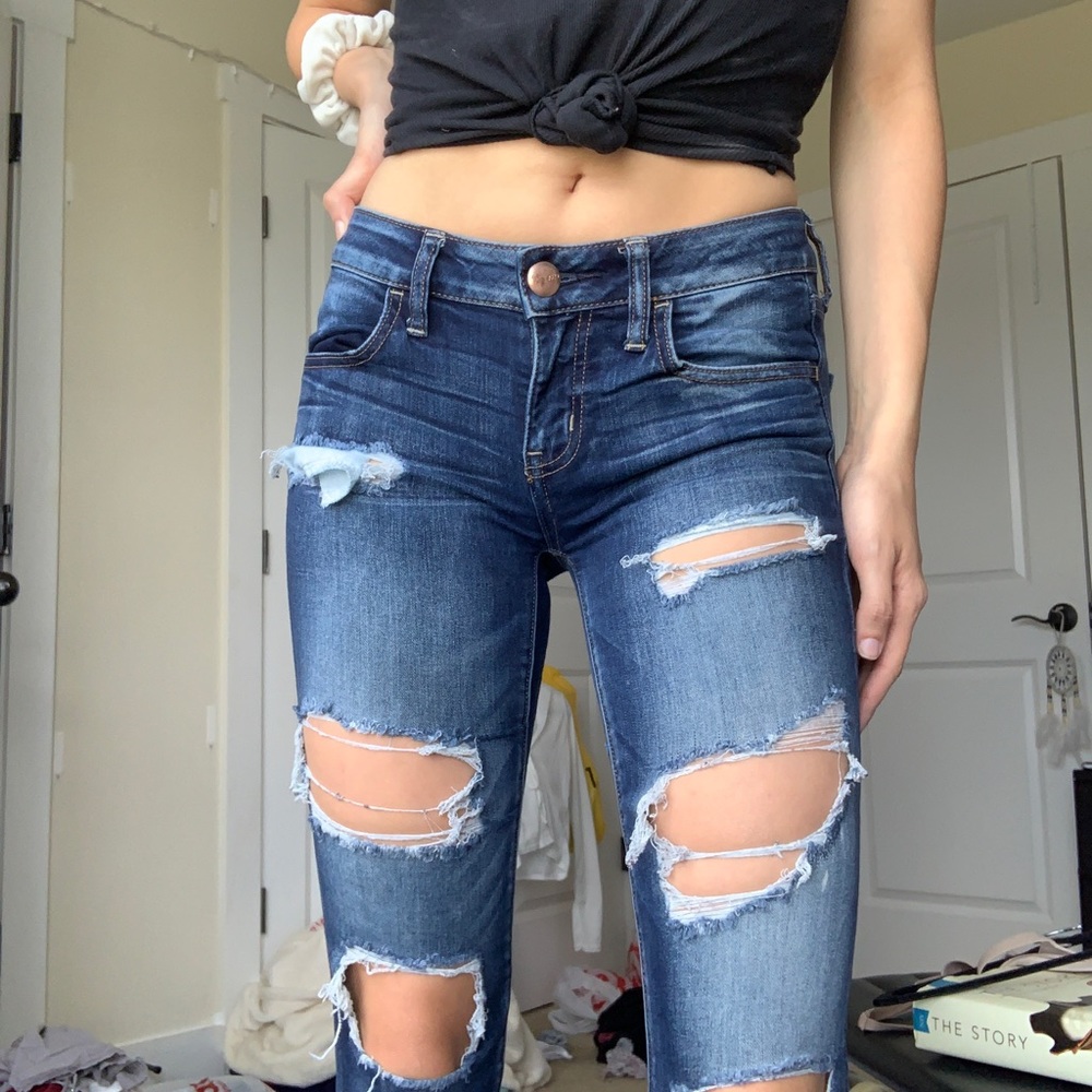 American Eagle Ripped Skinny Jeans - Picture 1 of 6